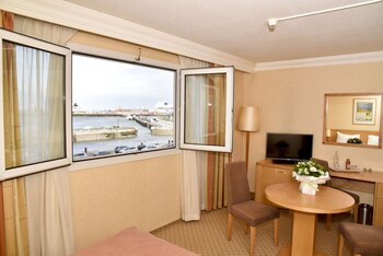 Holiday Inn Calais Holiday Inn Calais