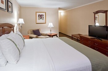 Room, 2 Queen Beds, Smoking