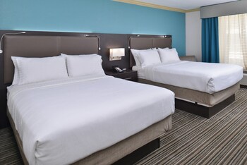 Room, 1 King Bed, Non Smoking, Beach View (No Beach Front - Angled View)