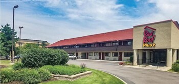 Red Roof Inn PLUS+ Ann Arbor - U of Michigan North Red Roof Inn PLUS+ Ann Arbor - U of Michigan North