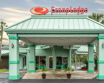 Econo Lodge Lake City in Lake City, Florida
