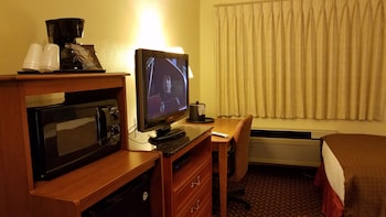 Americas Best Value Inn Lincoln Airport