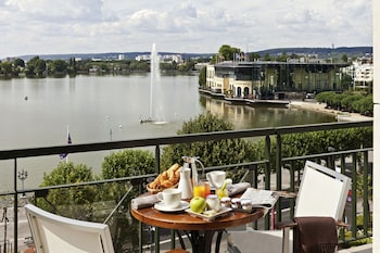 tarifs reservation hotels Hôtel Barrière l'Hôtel du Lac