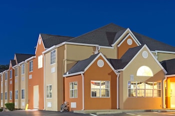 Microtel Inn by Wyndham Murfreesboro in Murfreesboro, Tennessee
