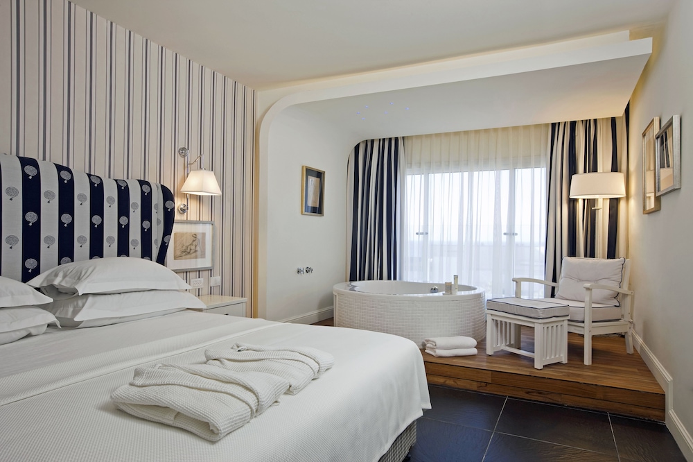 Gay hotels tel aviv