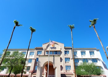 Comfort Inn & Suites Tempe Phoenix Sky Harbor Airport Comfort Inn & Suites Tempe Phoenix Sky Harbor Airport