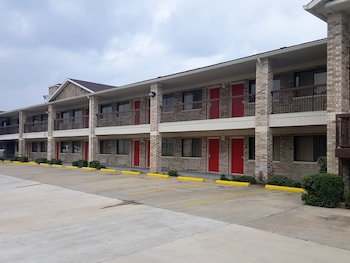 Hotel Near Lake Conroe Tx Infolakes Co Red Roof Inn Hotels Near Walden On Lake Conroe Golf And Country