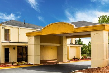 Econo Lodge in Conyers, Georgia