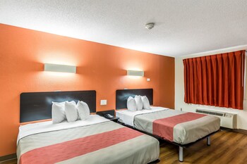 Standard Room, 2 Queen Beds, Non Smoking