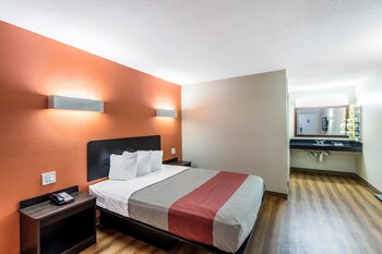 Standard Room, 2 Queen Beds, Smoking