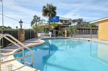 River Side Inn in Port Richey, Florida