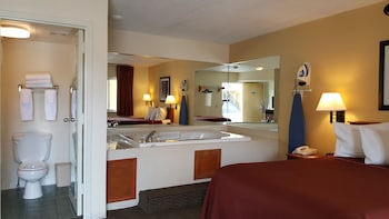 Suite, 1 Double Bed, Non Smoking, Jetted Tub