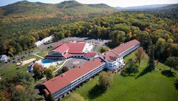 Red Jacket Mountain View and Indoor Water Park