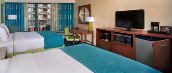 One King Bed, Non-Smoking, Accessible