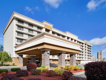 Holiday Inn Niagara Falls Scenic Downtown Holiday Inn Niagara Falls Scenic Downtown