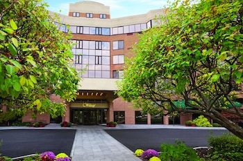 Woodcliff Hotel and Spa in Fairport, New York