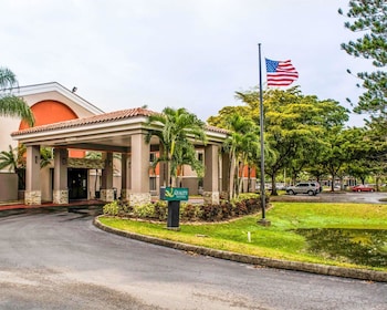 Quality Suites Fort Myers - I-75 Quality Suites Fort Myers - I-75