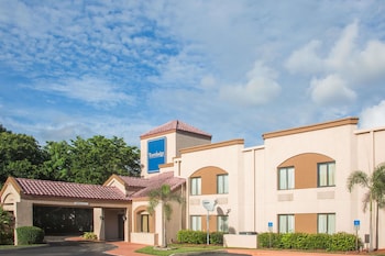 Travelodge by Wyndham Fort Myers Airport Travelodge by Wyndham Fort Myers Airport