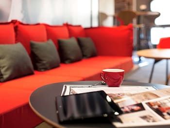 Hôtel ibis Annecy Centre Vieille Ville Hôtel ibis Annecy Centre Vieille Ville