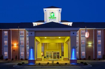 Holiday Inn Express Prince Frederick in Prince Frederick, Maryland