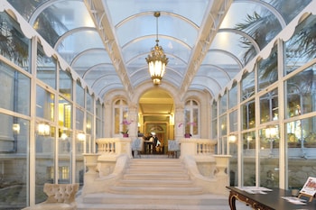 Chateau Hotel & Spa Grand Barrail Chateau Hotel & Spa Grand Barrail