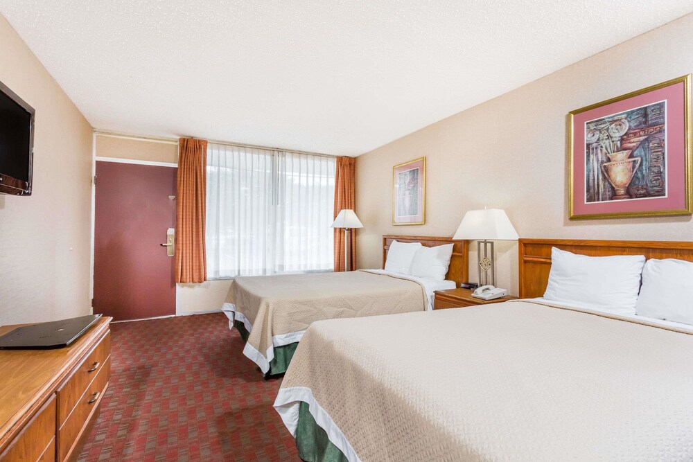 Days Inn By Wyndham Goldsboro Wayne North Carolina Price