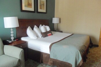Ramada by Wyndham Vineland Millville Area in Vineland, New Jersey