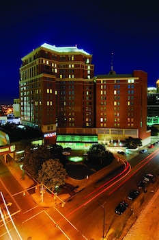 Hyatt Regency Buffalo / Hotel and Conference Center