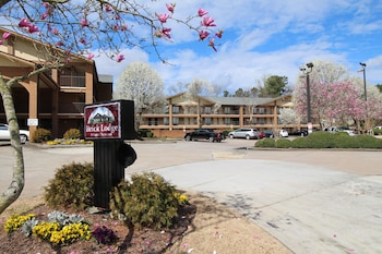 Brick Lodge Atlanta Norcross In Norcross Georgia