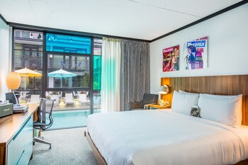 Standard Room, 1 King Bed, Accessible