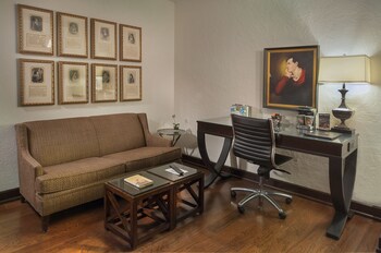 Deluxe Room, 1 King Bed