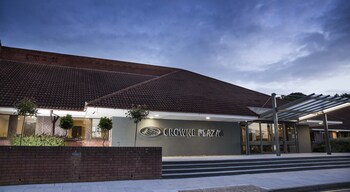 Crowne Plaza Basingstoke Crowne Plaza Basingstoke