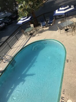 

Americas Best Value Inn Hinesville