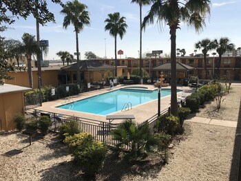 Americas Best Value Inn Laredo Americas Best Value Inn Laredo
