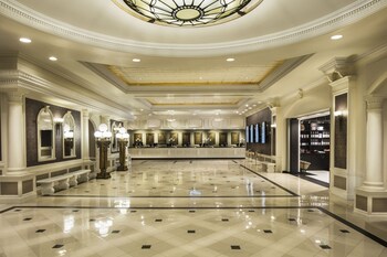Circus Circus Hotel Casino Reno at THE ROW Circus Circus Hotel Casino Reno at THE ROW