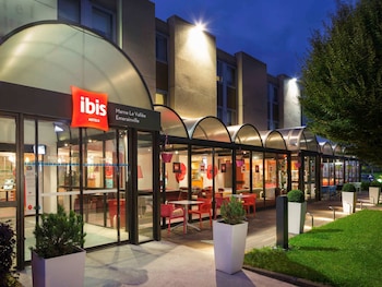 tarifs reservation hotels ibis Marne La Vallee Emerainville