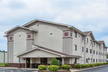 Super 8 by Wyndham Danville VA in Danville, Virginia