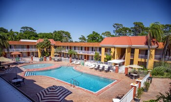 Quality Inn & Suites Conference Center in New Port Richey, Florida