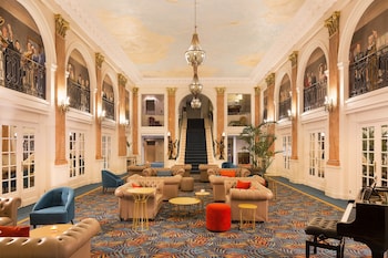 tarifs reservation hotels Oceania L'Univers Tours
