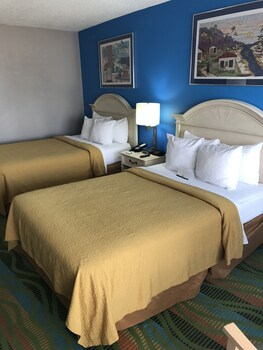 Pokój, 2 łóżka podwójne, dla niepalących (GroundFloor (Partial Ocean/PoolView))