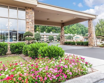 Quality Inn And Suites Dollywood Quality Inn And Suites Dollywood