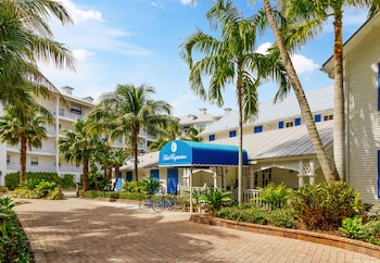 Olde Marco Island Inn and Suites Olde Marco Island Inn and Suites