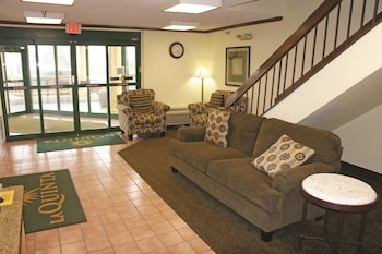 Deluxe Room, 1 King Bed, Refrigerator & Microwave