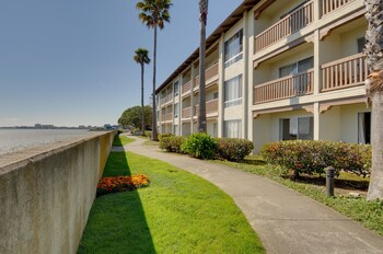 Vagabond Inn Executive San Francisco Airport in Burlingame, California