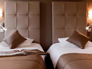 Mercure Versailles Chateau Mercure Versailles Chateau