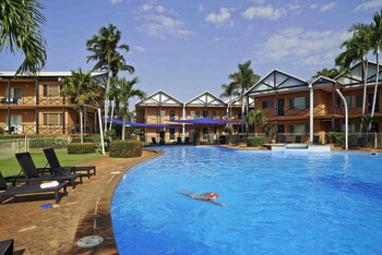 Moonlight Bay Suites Moonlight Bay Suites