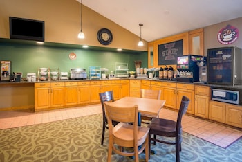 AmericInn by Wyndham Ames AmericInn by Wyndham Ames