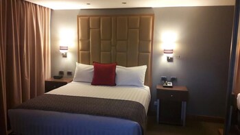 Standard Room, 1 Queen Bed, Smoking