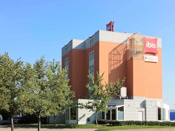 tarifs reservation hotels ibis Lyon Sud Chasse Sur Rhone