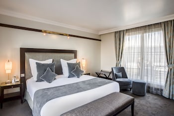 tarifs reservation hotels Hôtel Pont Royal